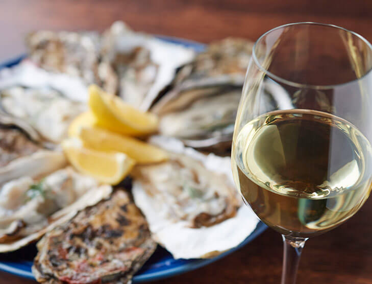 白ワインと生牡蠣